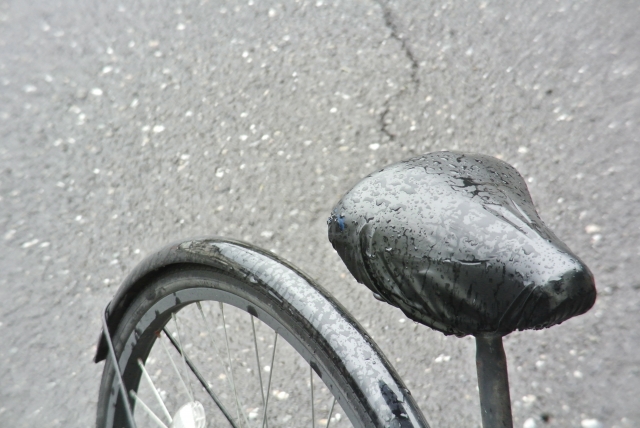 自転車通学の雨対策 女子もこれだけあれば雨の日も安心 いつもの暮らしに を